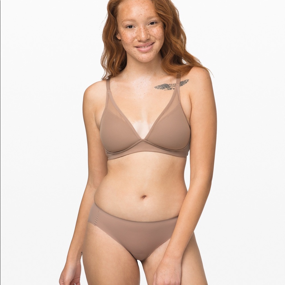 Lululemon Simply Sheer Bra